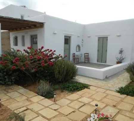 Campos Agios Georgios (Antiparos)